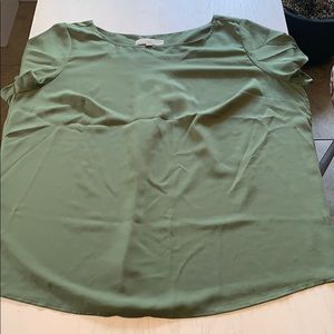 LOFT Plus 20 Pleat Back Green Tee